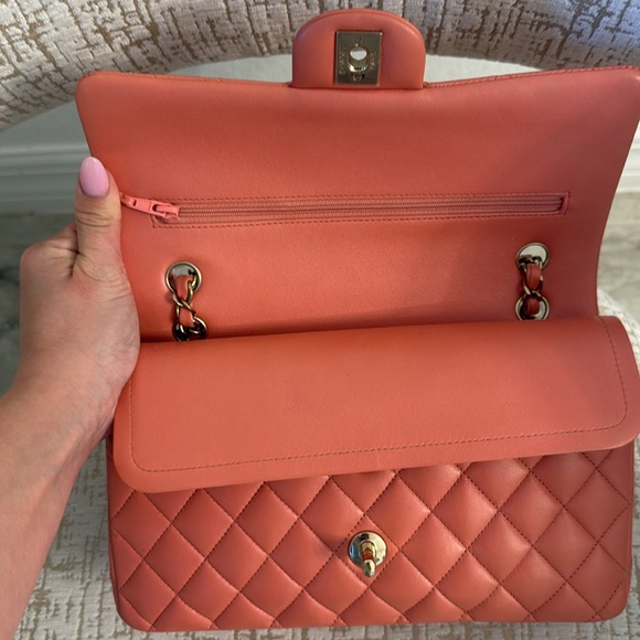 Chanel medium lamb skin classic flap bag - Picture 12 of 17